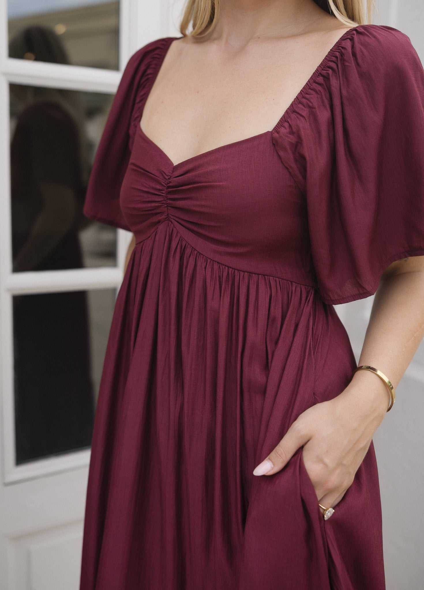 The HoneyBloom Classic Midi Dress | Flowy Sleeve Midi Dress